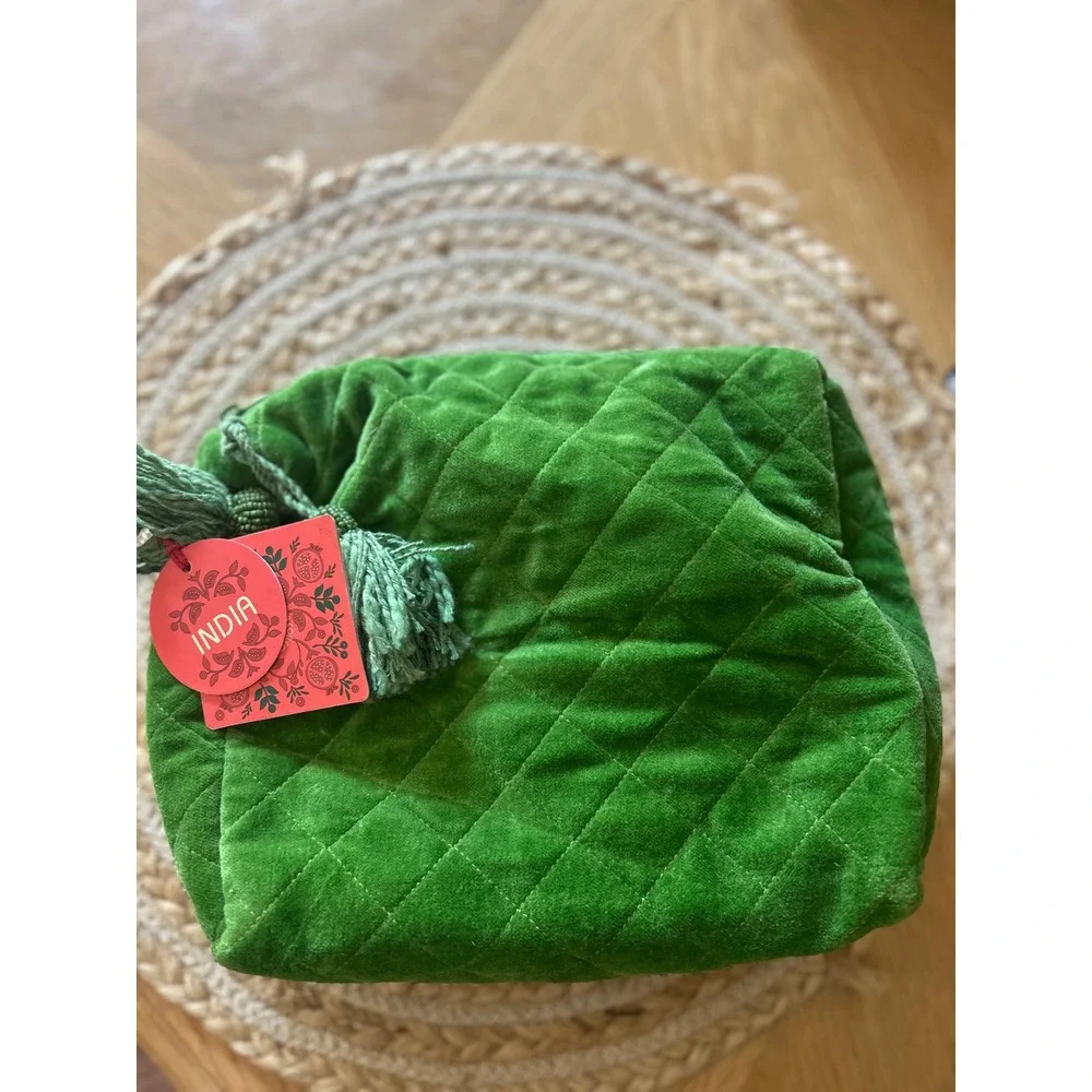 India Quilted Velvet Cosmetic Bag Emerald Green Tassel Makeup Pouch New
